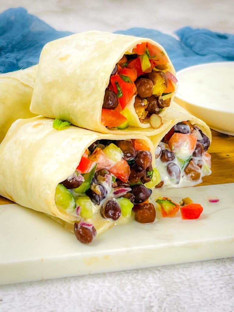 Black Chickpea Wraps: Easy & Delicious Lunchtime Fix