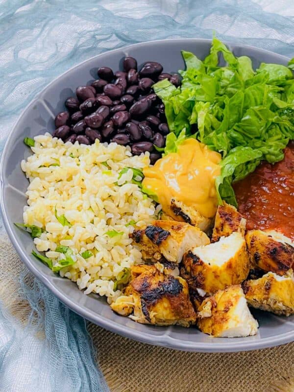 Chicken and Black Bean Burrito Bowl Recipe: Simple, Delicious