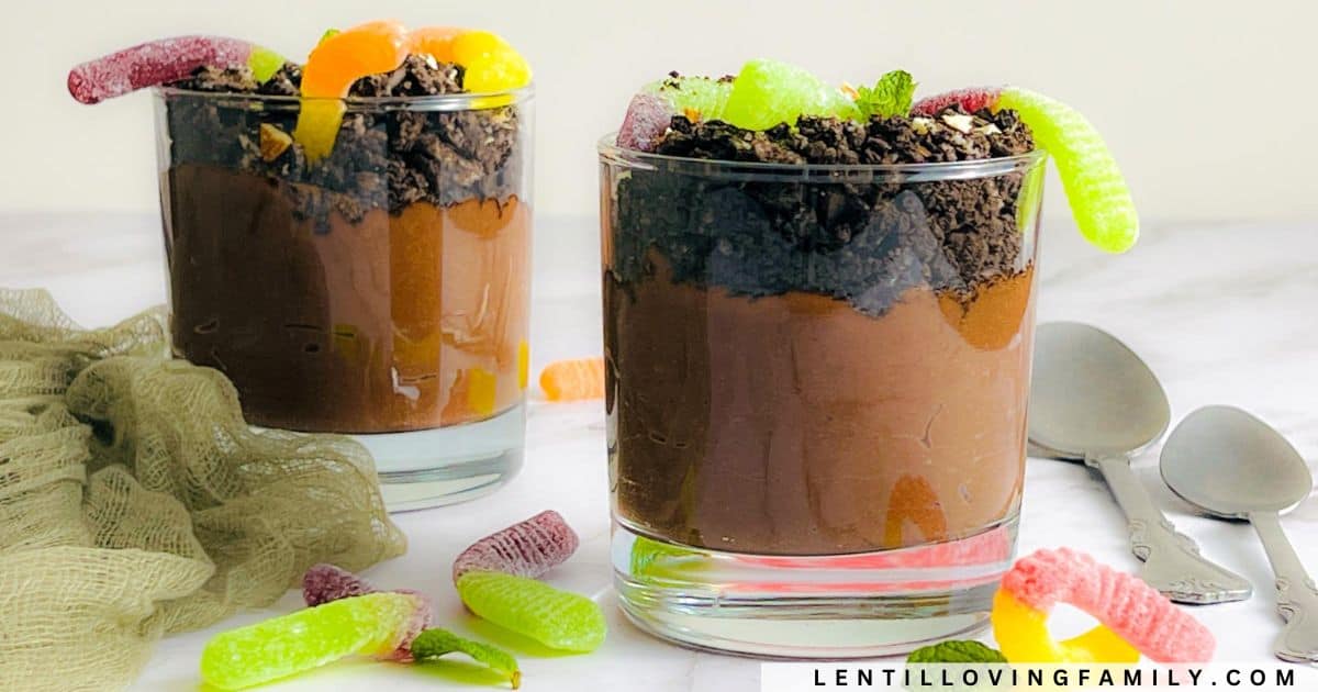 Earth Day Treat: Dig into these Vegan Dirt Cups (Sugar-free Pudding)!