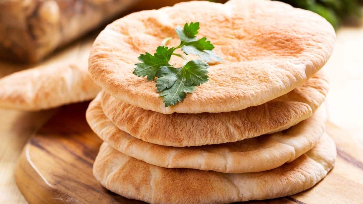 A stack of pita bread.