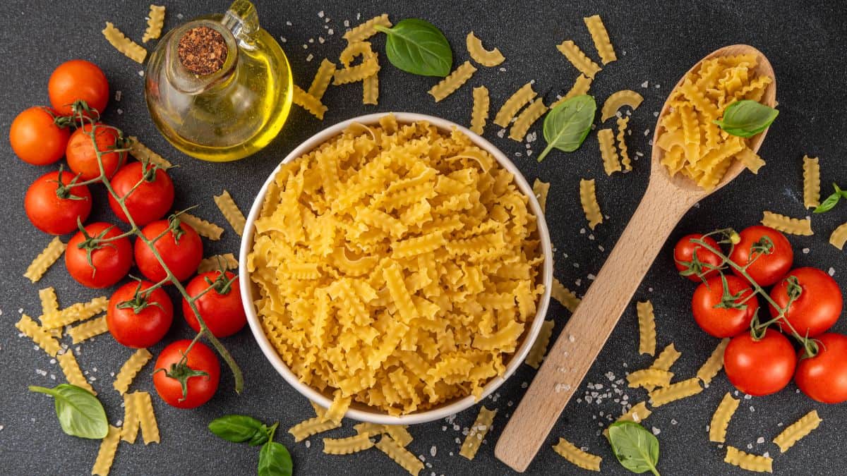 Mafaldine pasta in a bowl.