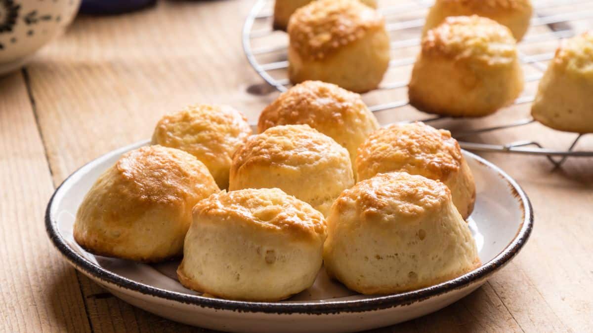 Scones placed on a grey plate.