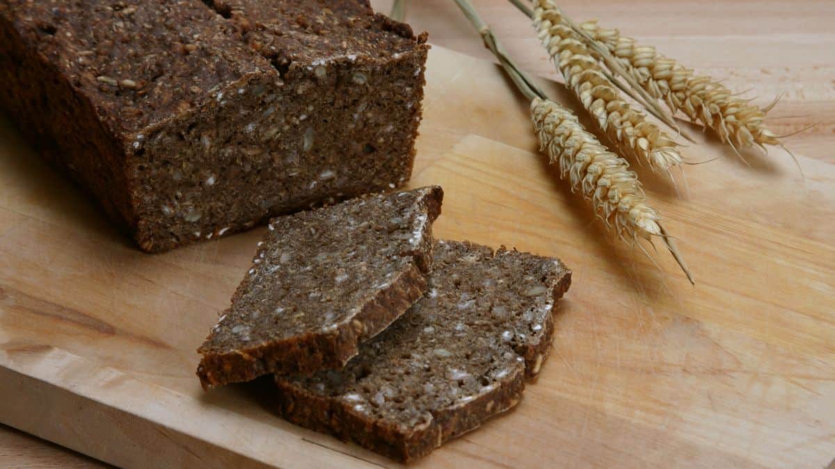 Vollkornbrot bread.