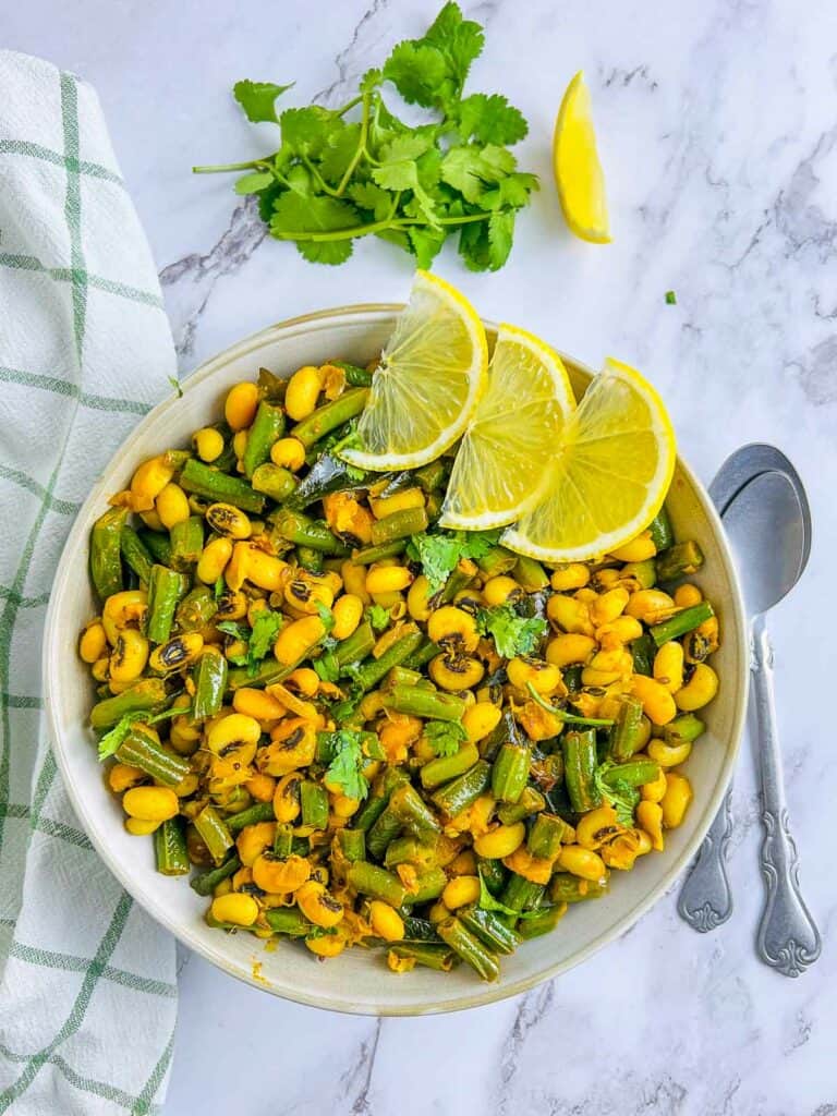 Green Beans and Black Eyed Peas Stir Fry: Deliciously Simple