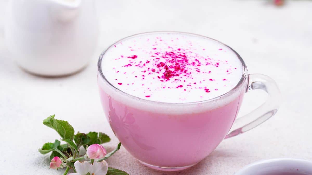 Pink tea in a cup.