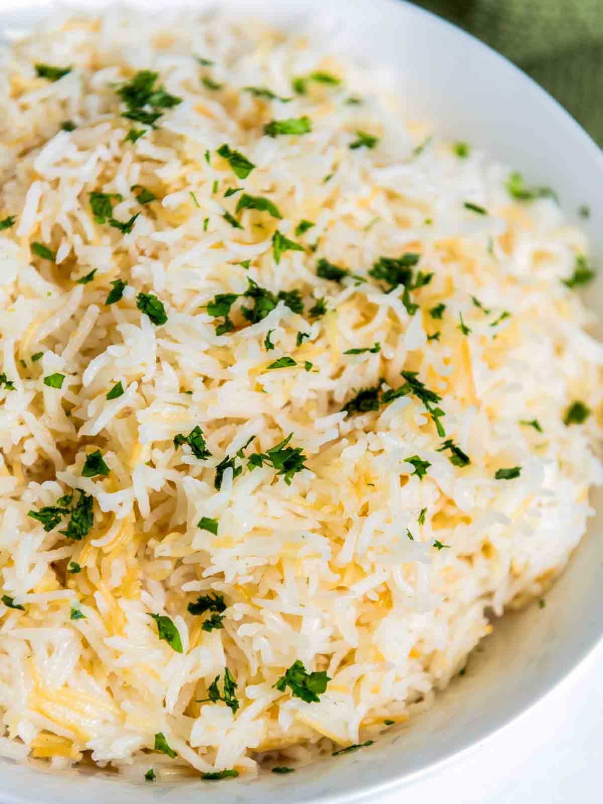 Close up of garlic rice showing the correct texture.
